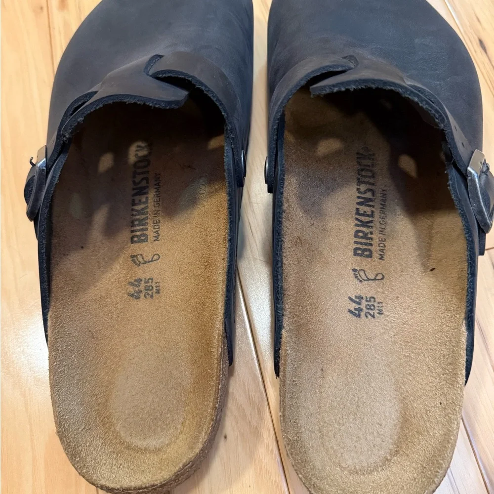 Birkenstock Boston Oiled Leather Clogs - Picture 4 of 5